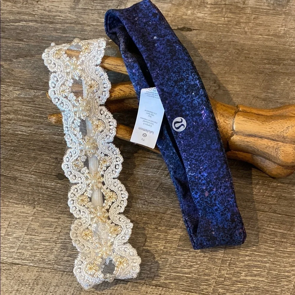 lululemon athletica Blue and Cream Hair Accessories NWOT
